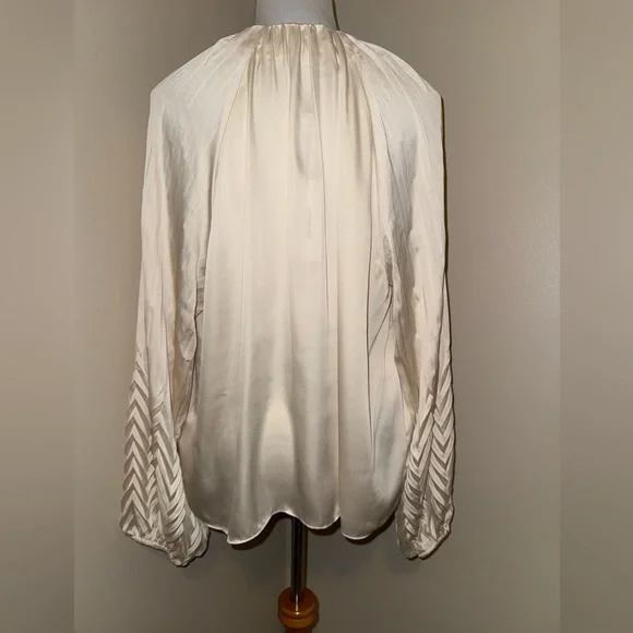 Jason Wu NWT Tie Neck Pleated Ivory Blouse,Size-XL(14) - Picture 5 of 13